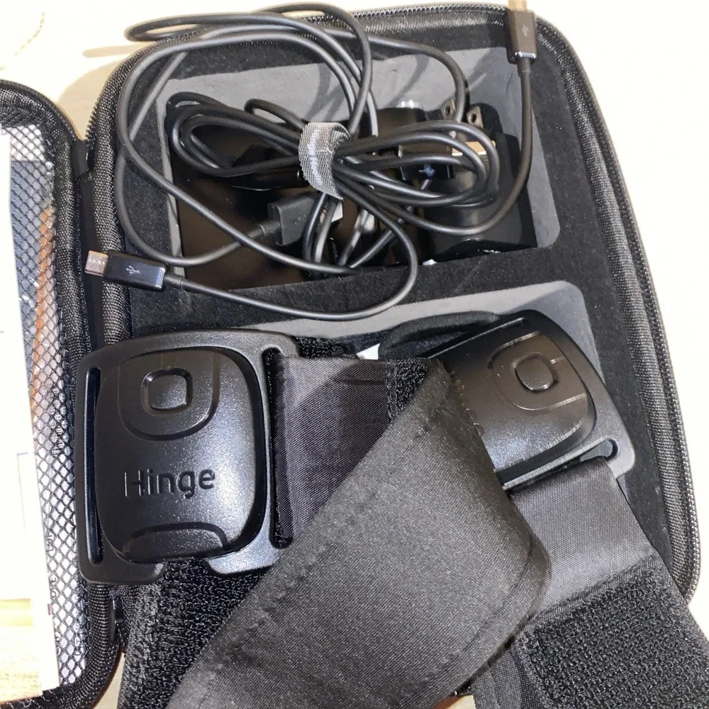 Hinge Health Exercise Therapy Kit Thigh + Shin Sensors W/ Case C01